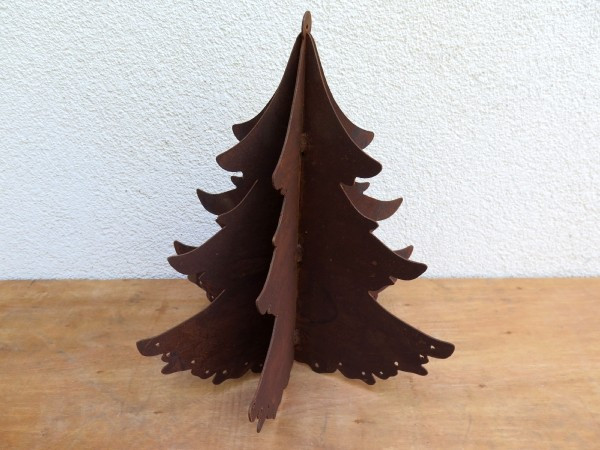 Edelrost Tanne 3D mit Löchern zum Hängen H30cm