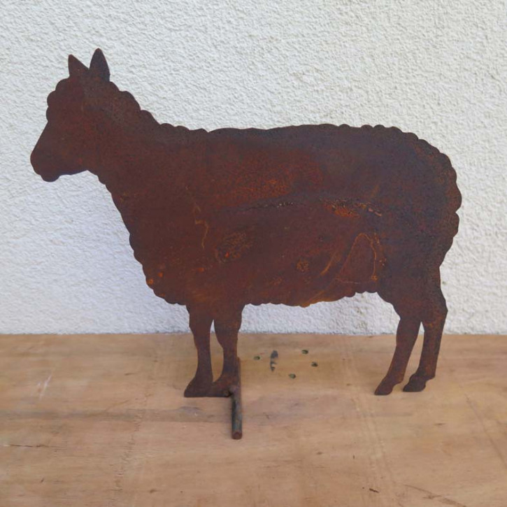 Edelrost Bauernhof Schaf